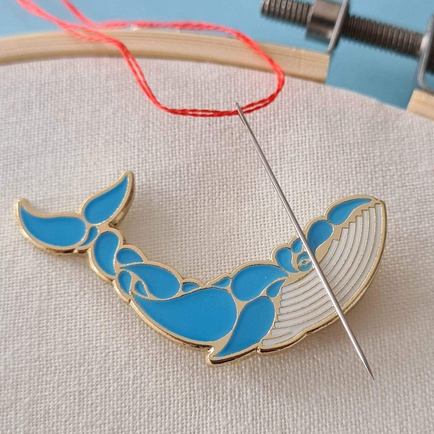 Paraffle Supplies & Accessories Whale Magnetic Needle Minder