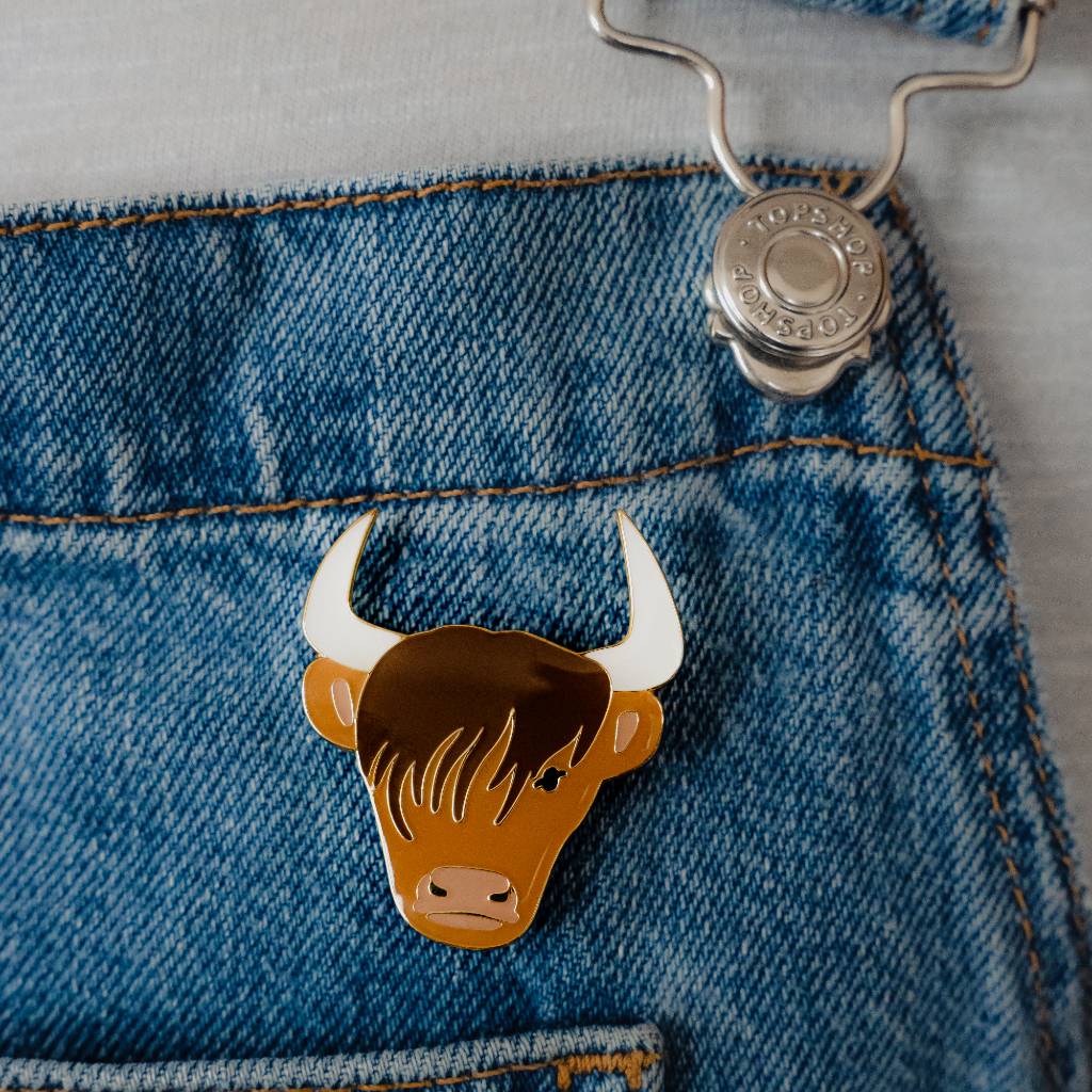 Highland Coo Pin Badge