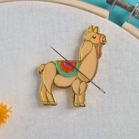 Llama Magnetic Needle Minder