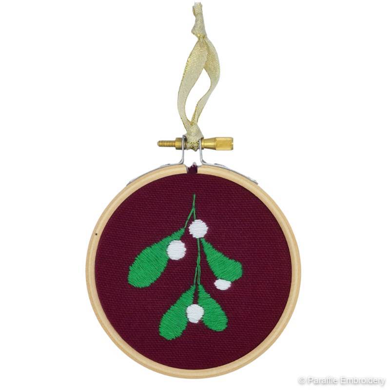 Christmas Bauble Embroidery Kit - Mistletoe